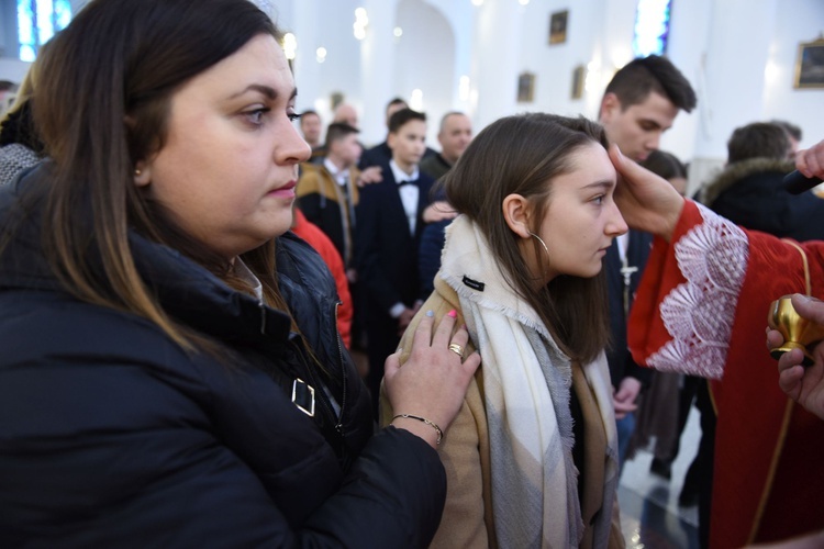 Bierzmowanie w kościele bł. Karoliny w Tarnowie