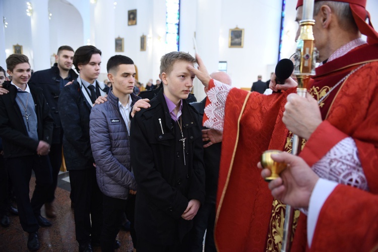 Bierzmowanie w kościele bł. Karoliny w Tarnowie