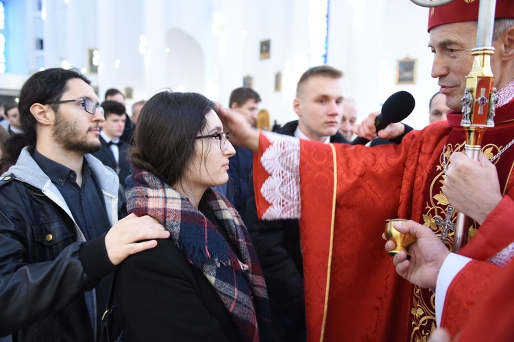 Bierzmowanie w kościele bł. Karoliny w Tarnowie