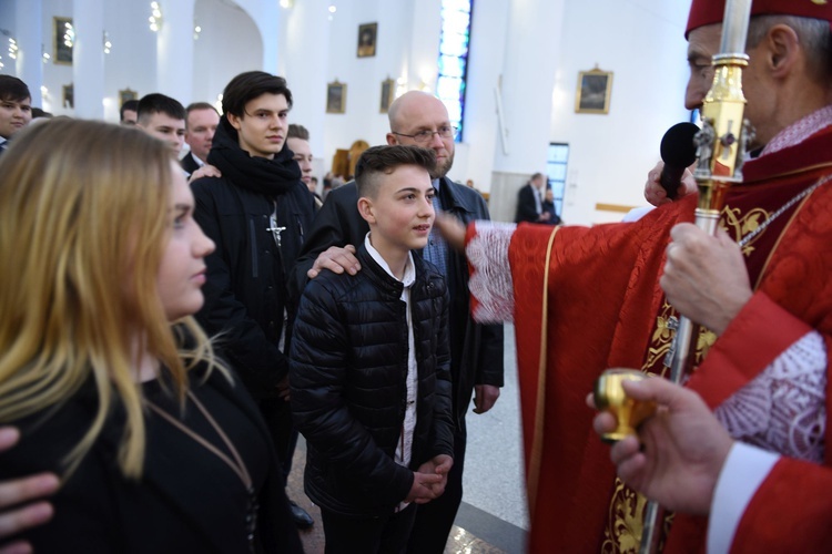 Bierzmowanie w kościele bł. Karoliny w Tarnowie