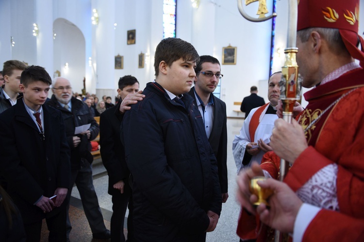 Bierzmowanie w kościele bł. Karoliny w Tarnowie