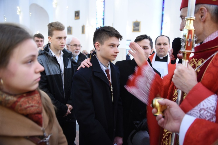 Bierzmowanie w kościele bł. Karoliny w Tarnowie