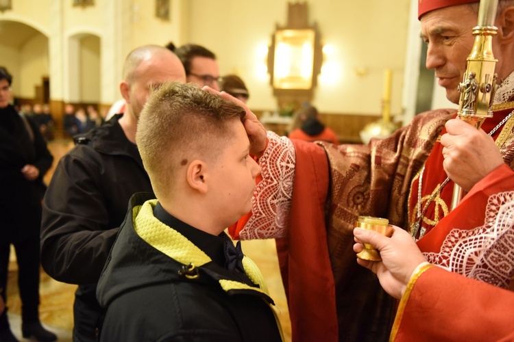 Bierzmowanie w kościele NSPJ w Tarnowie