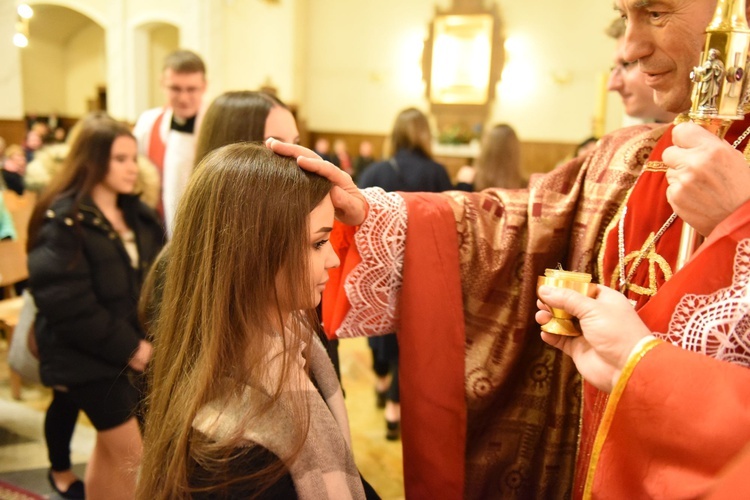 Bierzmowanie w kościele NSPJ w Tarnowie