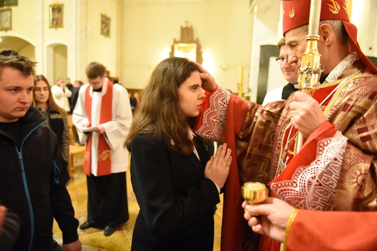 Bierzmowanie w kościele NSPJ w Tarnowie