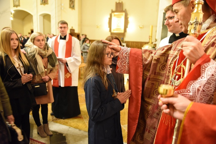 Bierzmowanie w kościele NSPJ w Tarnowie