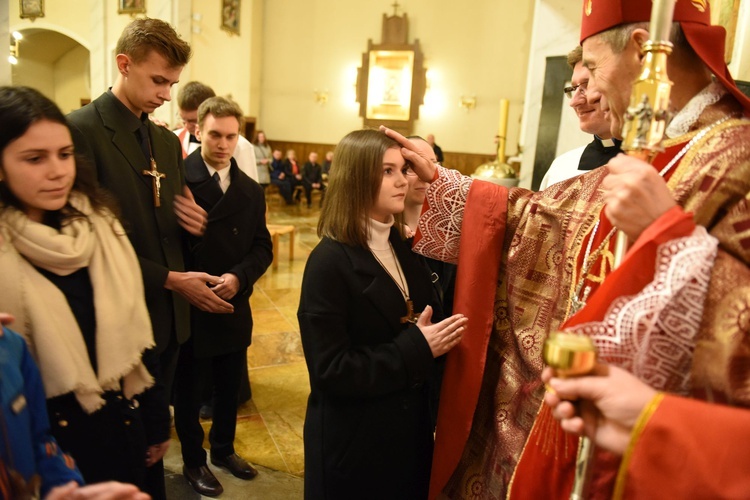 Bierzmowanie w kościele NSPJ w Tarnowie