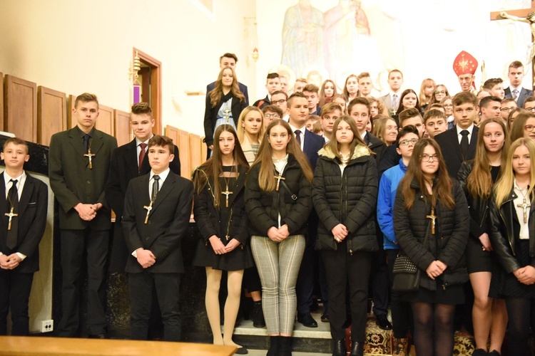 Bierzmowanie w kościele NSPJ w Tarnowie