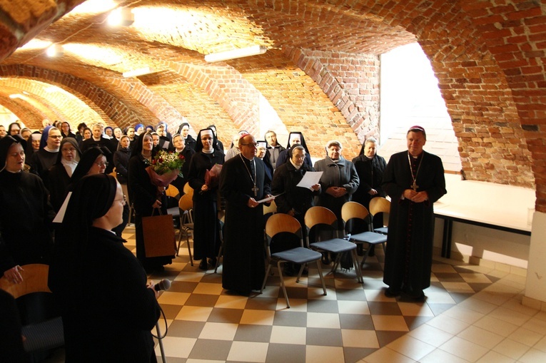 Święto patronalne abp. Józefa Kupnego i nowi nadzwyczajni szafarze Komunii św.