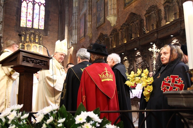 Święto patronalne abp. Józefa Kupnego i nowi nadzwyczajni szafarze Komunii św.