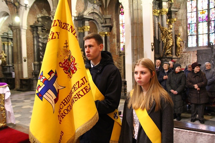 Święto patronalne abp. Józefa Kupnego i nowi nadzwyczajni szafarze Komunii św.