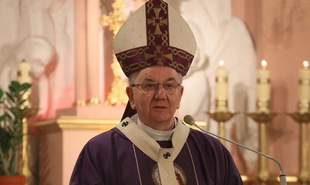 Abp Stanisław Budzik odprawił Mszę św. dla młodych.