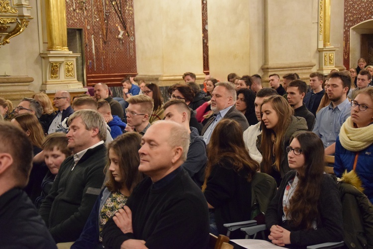 Zawierzenie Ruchu Światło-Życie diecezji łowickiej na Jasnej Górze