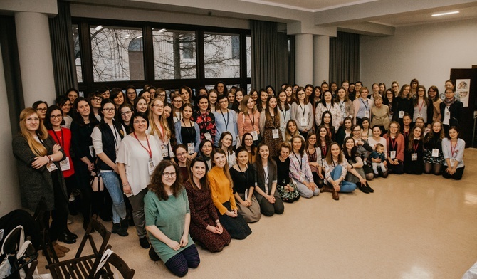 Dzielne niewiasty o sobie i dla siebie. Konferencja dla kobiet w Katowicach