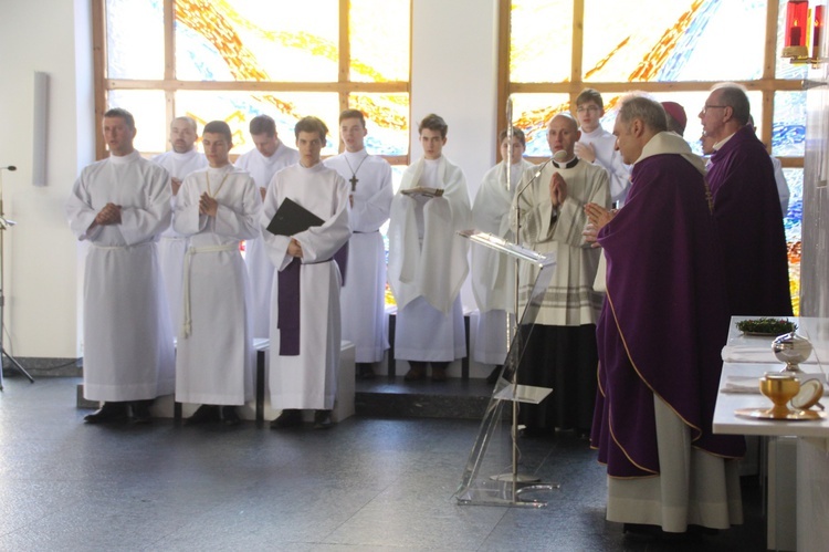 Poświęcenie ołtarza i prezbiterium w Bojszowach Nowych