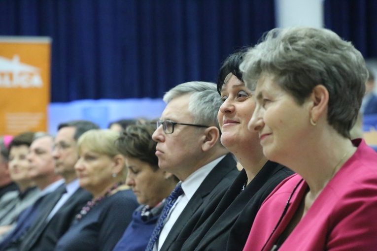 Forum Nauczycieli i Wychowawców.
