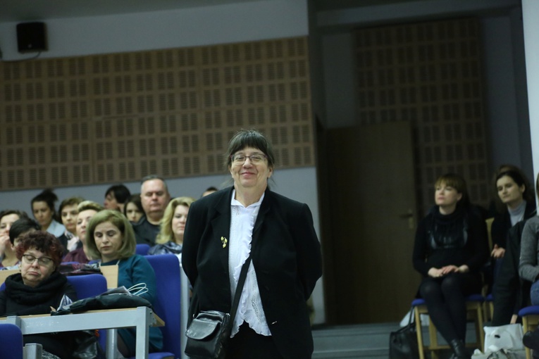 Forum Nauczycieli i Wychowawców.