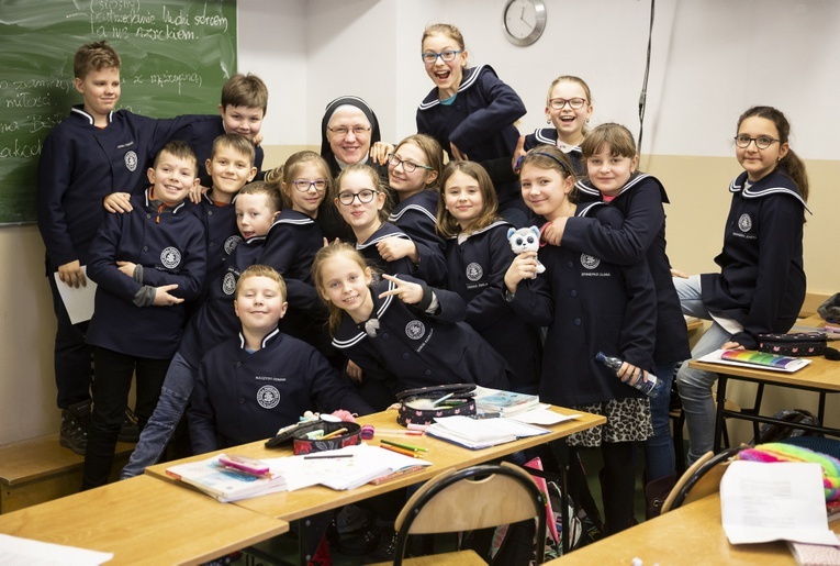 Szkoła Podstawowa Sióstr Prezentek W Rzeszowie