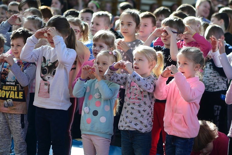 Koncert religijny w SP 3 w Nidzicy