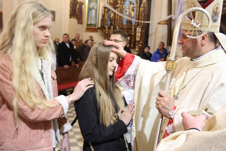 Bierzmowanie w Jadownikach