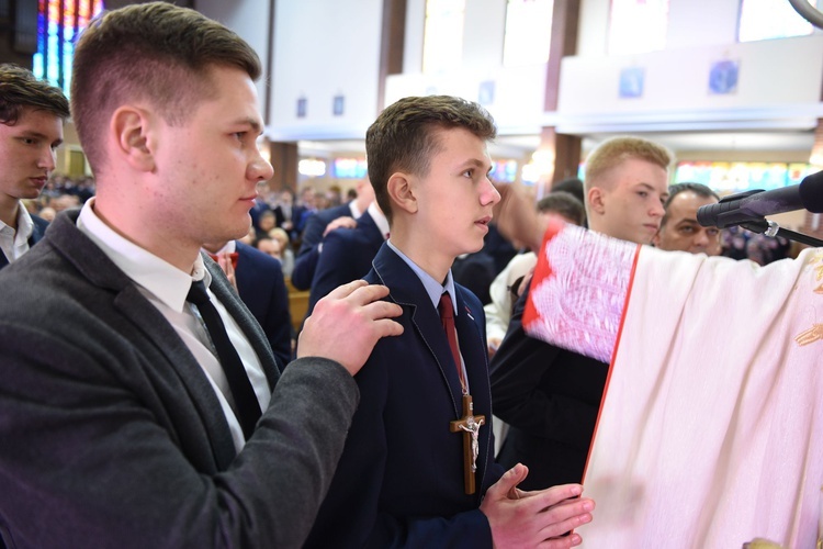 Bierzmowanie u Matki Bożej Nieustającej Pomocy w Mielcu - cz. 1