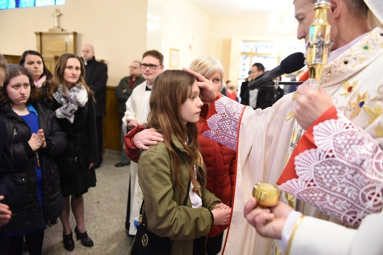 Bierzmowanie u Matki Bożej Nieustającej Pomocy w Mielcu - cz. 1