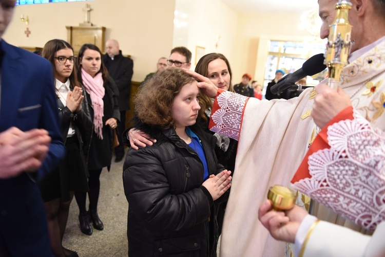 Bierzmowanie u Matki Bożej Nieustającej Pomocy w Mielcu - cz. 1