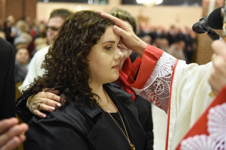 Bierzmowanie u Matki Bożej Nieustającej Pomocy w Mielcu - cz. 2