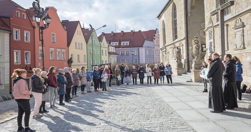 W Bolesławcu ruszyła modlitwa za nienarodzonych