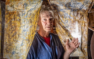 W pracowni w Ponikwi Dużej powstają wyjątkowe, inspirowane religią dzieła.