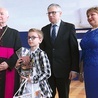 Nagrodę odbiera laureat 1 miejsca w plastycznej kategorii najmłodszych Michał Koszyk z Limanowej. 