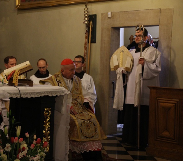 Odpust św. Józefa z dwoma kardynałami