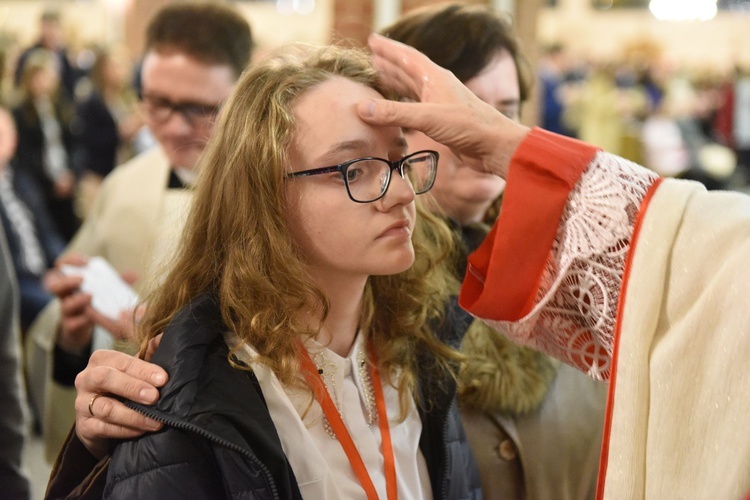 Bierzmowanie u Matki Bożej Nieustającej Pomocy w Mielcu - cz. 2