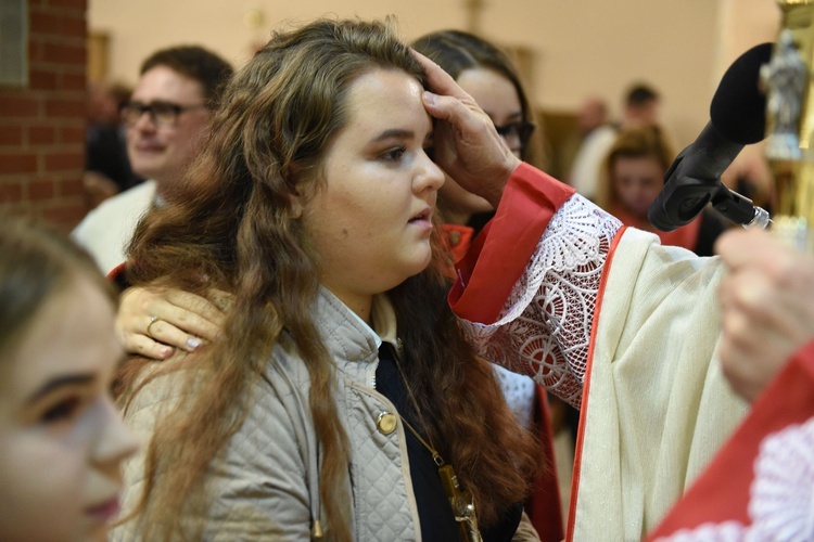 Bierzmowanie u Matki Bożej Nieustającej Pomocy w Mielcu - cz. 2