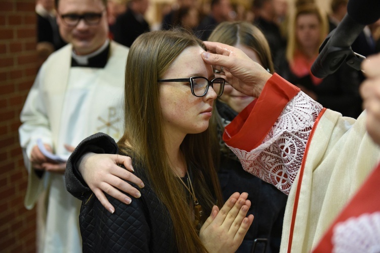 Bierzmowanie u Matki Bożej Nieustającej Pomocy w Mielcu - cz. 2