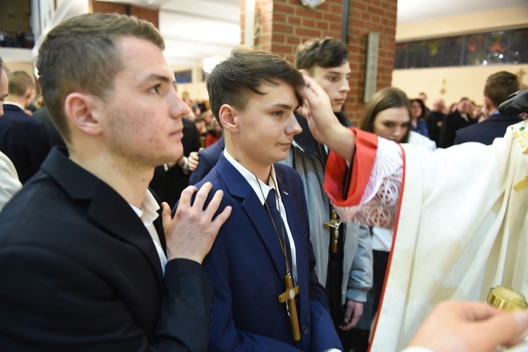 Bierzmowanie u Matki Bożej Nieustającej Pomocy w Mielcu - cz. 2