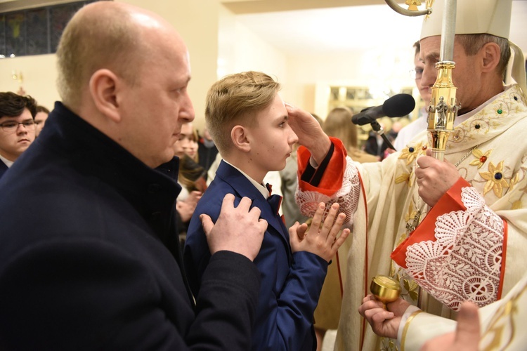 Bierzmowanie u Matki Bożej Nieustającej Pomocy w Mielcu - cz. 2