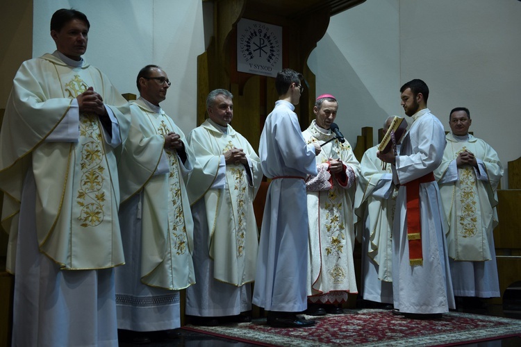 Bierzmowanie u Matki Bożej Nieustającej Pomocy w Mielcu - cz. 2