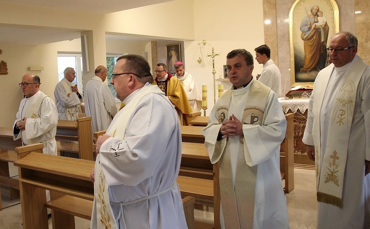 Poświęcenie Domu Duszpasterskiego św. Józefa w Andrychowie.