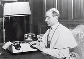 Piusa XII wciąż otacza czarna legenda. Dlatego ujawnienie wszystkich dokumentów jest konieczne.
