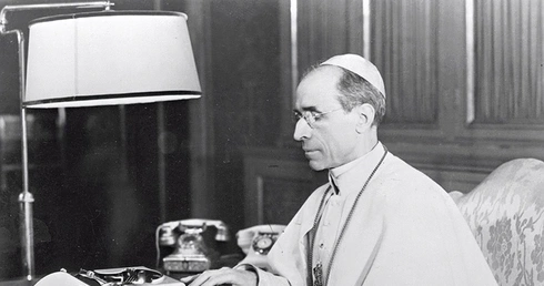 Piusa XII wciąż otacza czarna legenda. Dlatego ujawnienie wszystkich dokumentów jest konieczne.
