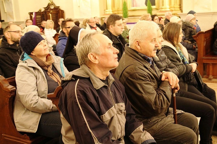 Katecheza w bazylice z ks. Robertem Woźniakiem