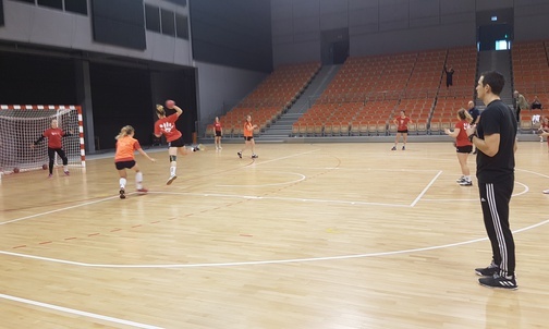 Gliwice: Bartłomiej Jaszka trenuje dzieci.