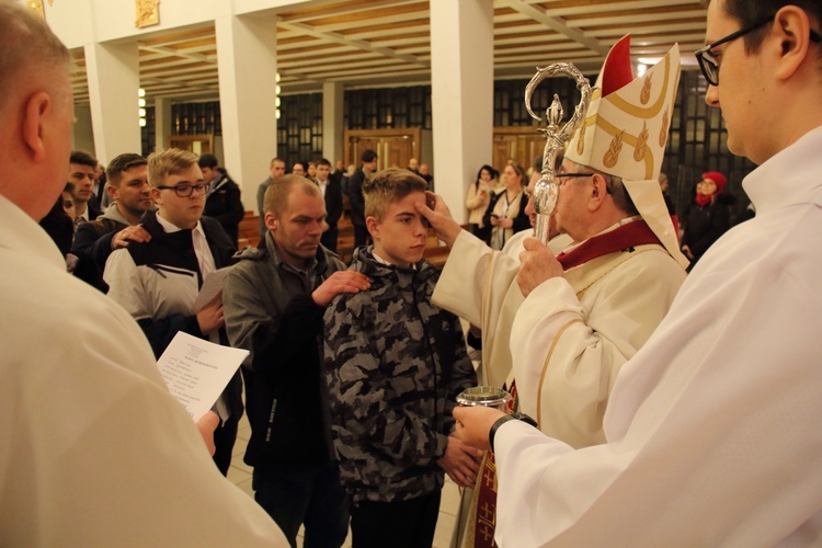 Odpust i bierzmowanie w kościele św. Józefa w Gdyni-Leszczynkach