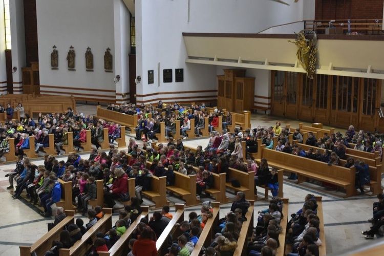 Rekolekcje dla dzieci w Świdnicy z "Gościem Niedzielnym"