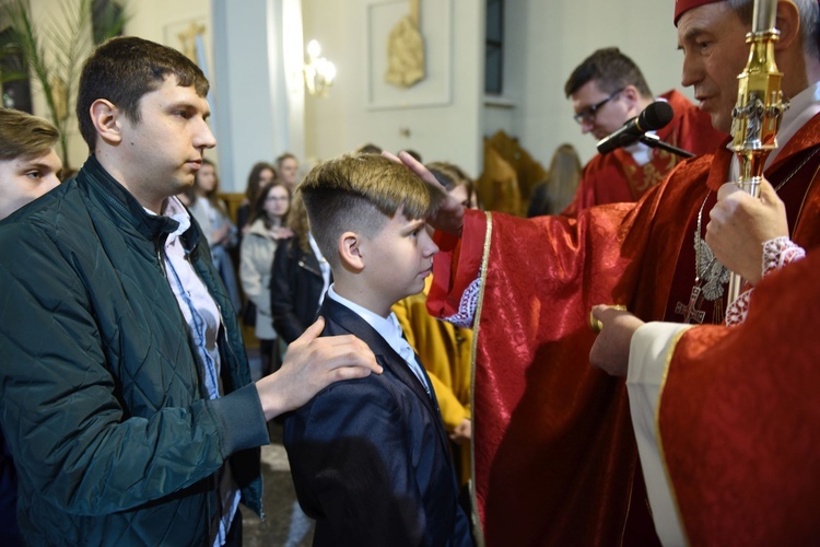 Bierzmowanie w par. Trójcy Przenajświętszej w Mielcu