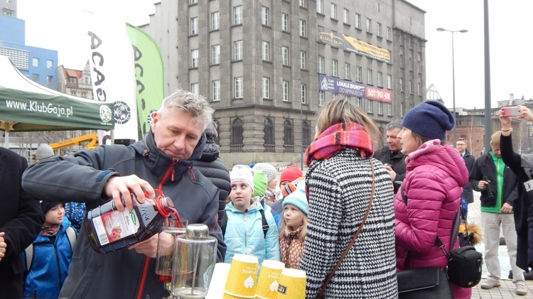 Katowice: picie wody z kranu jest bezpieczne i eko