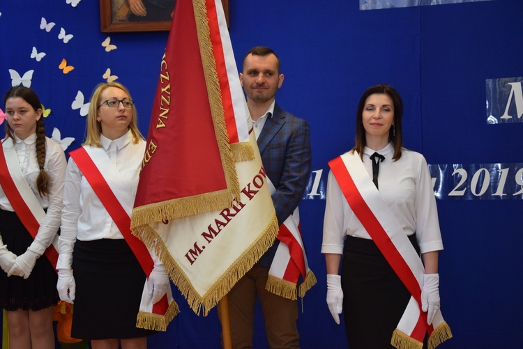 Nadanie imienia Szkole Podstawowej w Trębkach