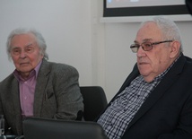 W panelu dyskusyjnym wzięli udział świadkowie historii - (pierwszy po prawej): Jerzy Bander oraz Ireneusz Rajchowski