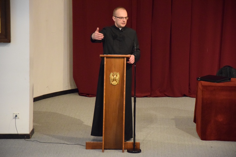 Kurs dla Szafarzy i Ceremoniarzy Eucharystii w WSD Łowicz
